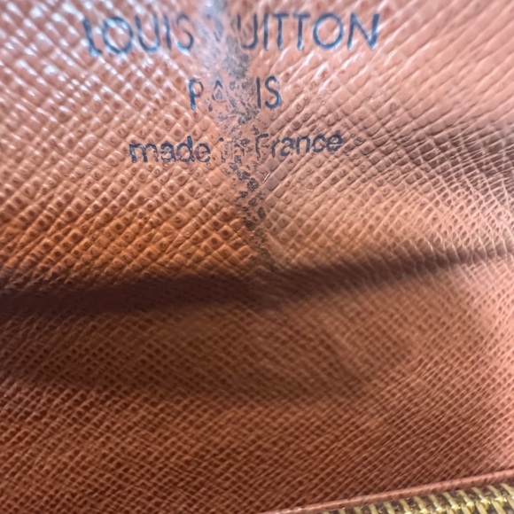 Louis Vuitton Monogram Brown Saraha wallet and key holder - Picture 8 of 14